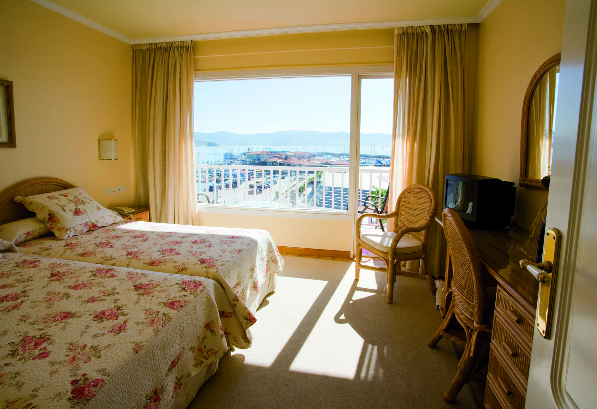 Apartamentos Rotilio Sanxenxo Kültér fotó